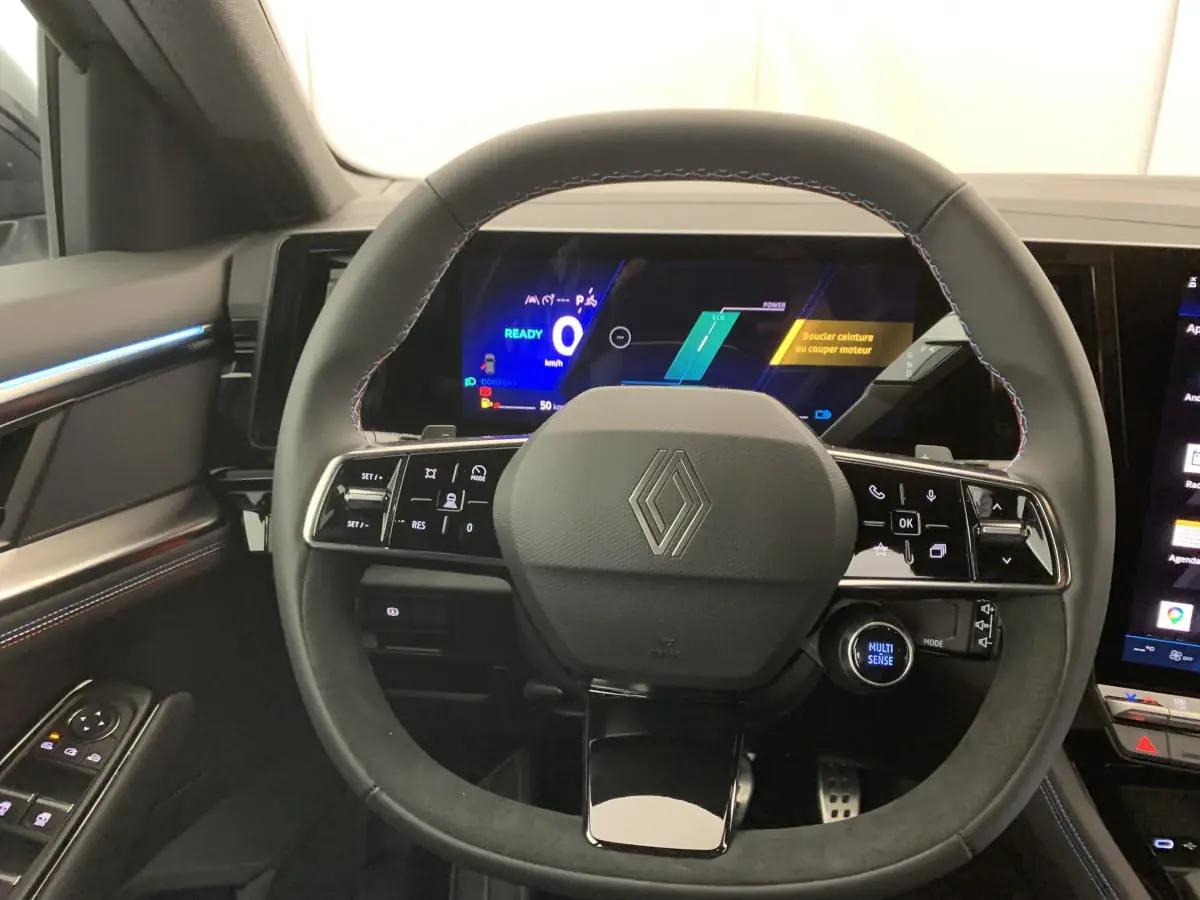 Renault Rafale E-Tech Toulouse vue 5 Renault Rafale E-Tech en leasing sans apport à Toulouse — vue 5